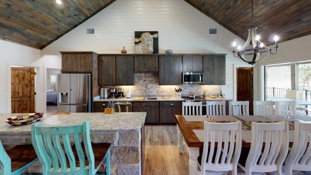 Heartstone Lodge Concan Kültér fotó