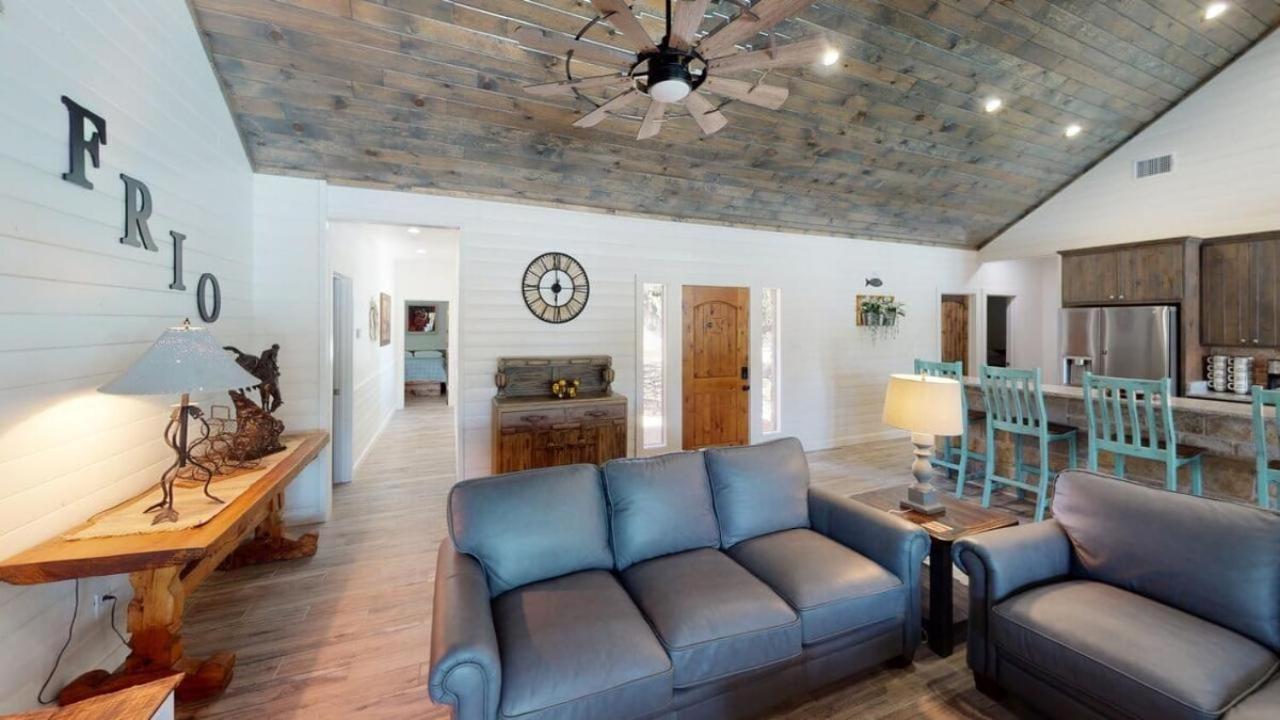 Heartstone Lodge Concan Kültér fotó